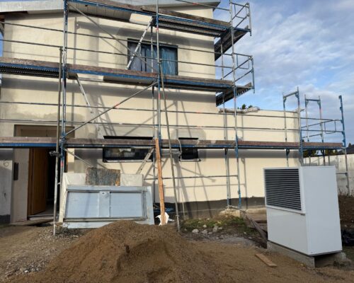 Holzhaus mit Nilan Compact P2 Air9 Wärmepumpe